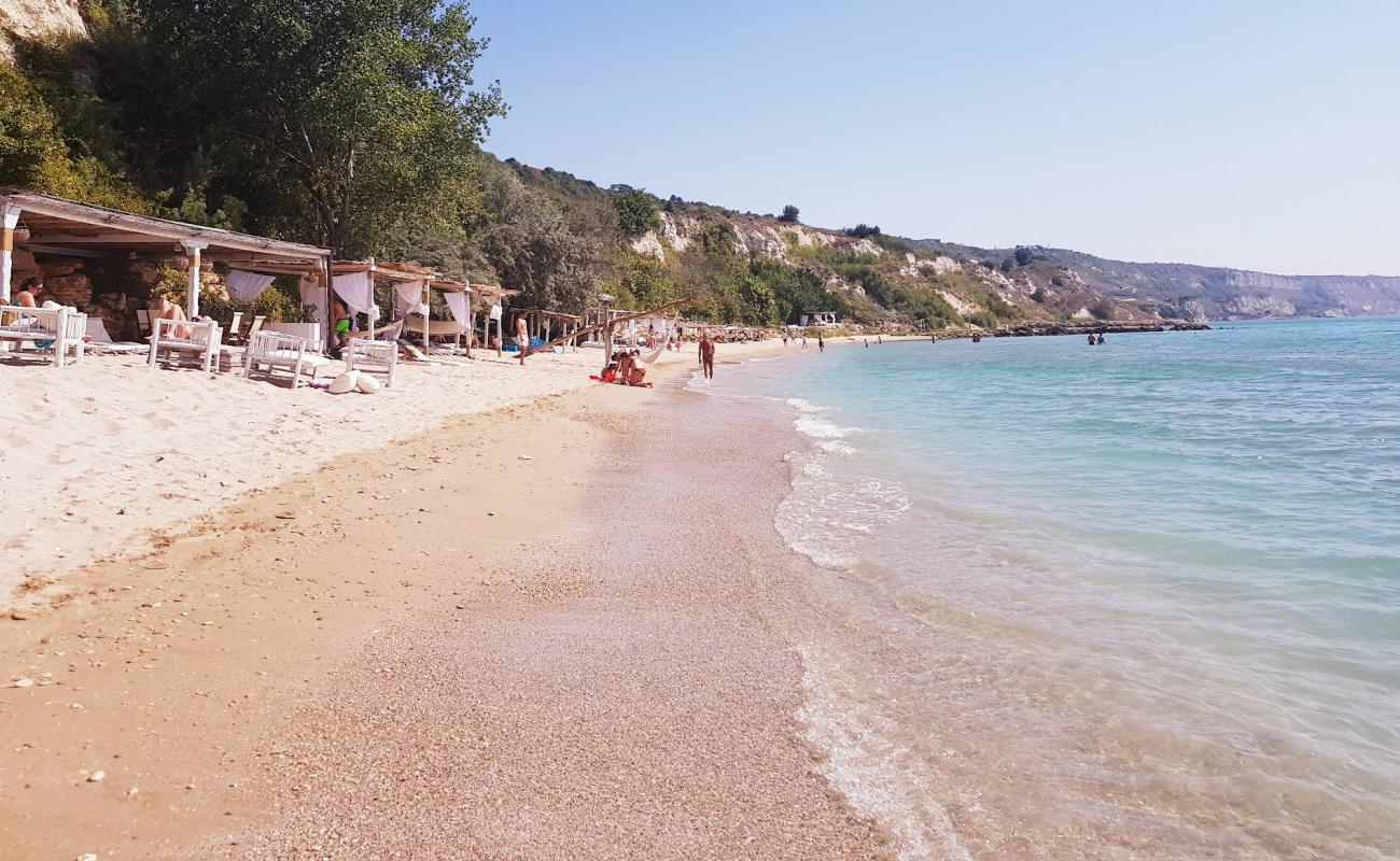 Argata Plajı'in fotoğrafı parlak kum yüzey ile