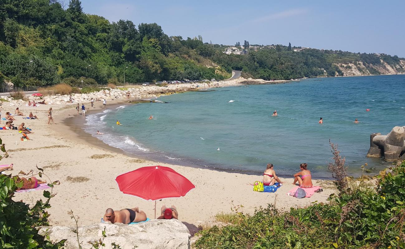 Plyazh Pochivka'in fotoğrafı parlak kum yüzey ile