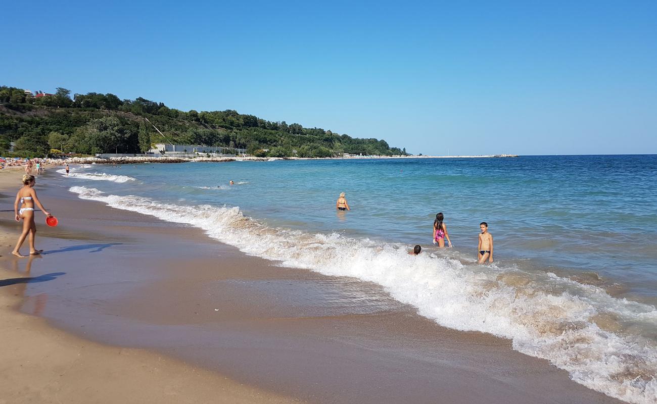 Rappongi beach'in fotoğrafı beyaz ince kum yüzey ile