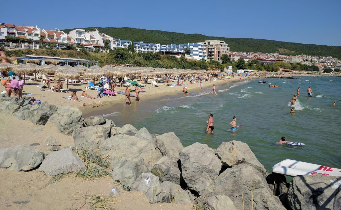 Sveti Vlas beach'in fotoğrafı parlak kum yüzey ile