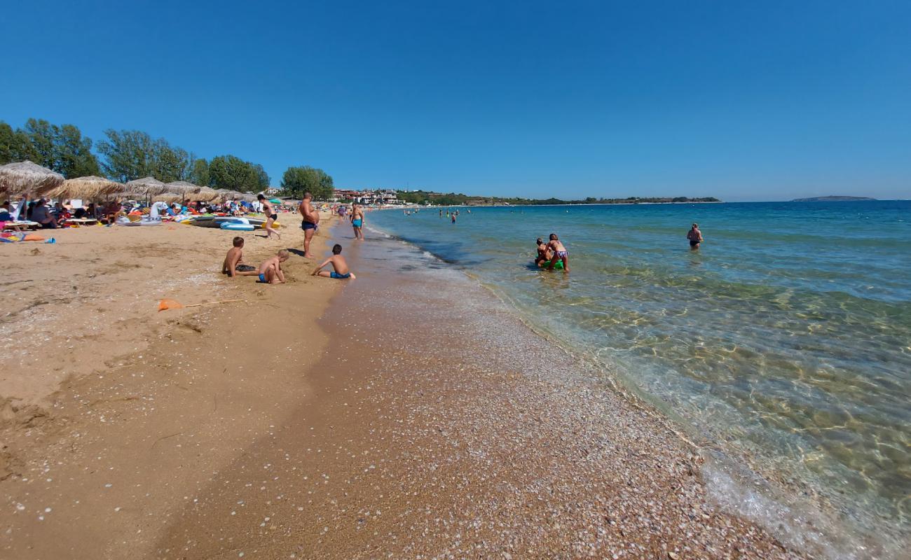 Zlatna ribka beach II'in fotoğrafı açık bej kum yüzey ile
