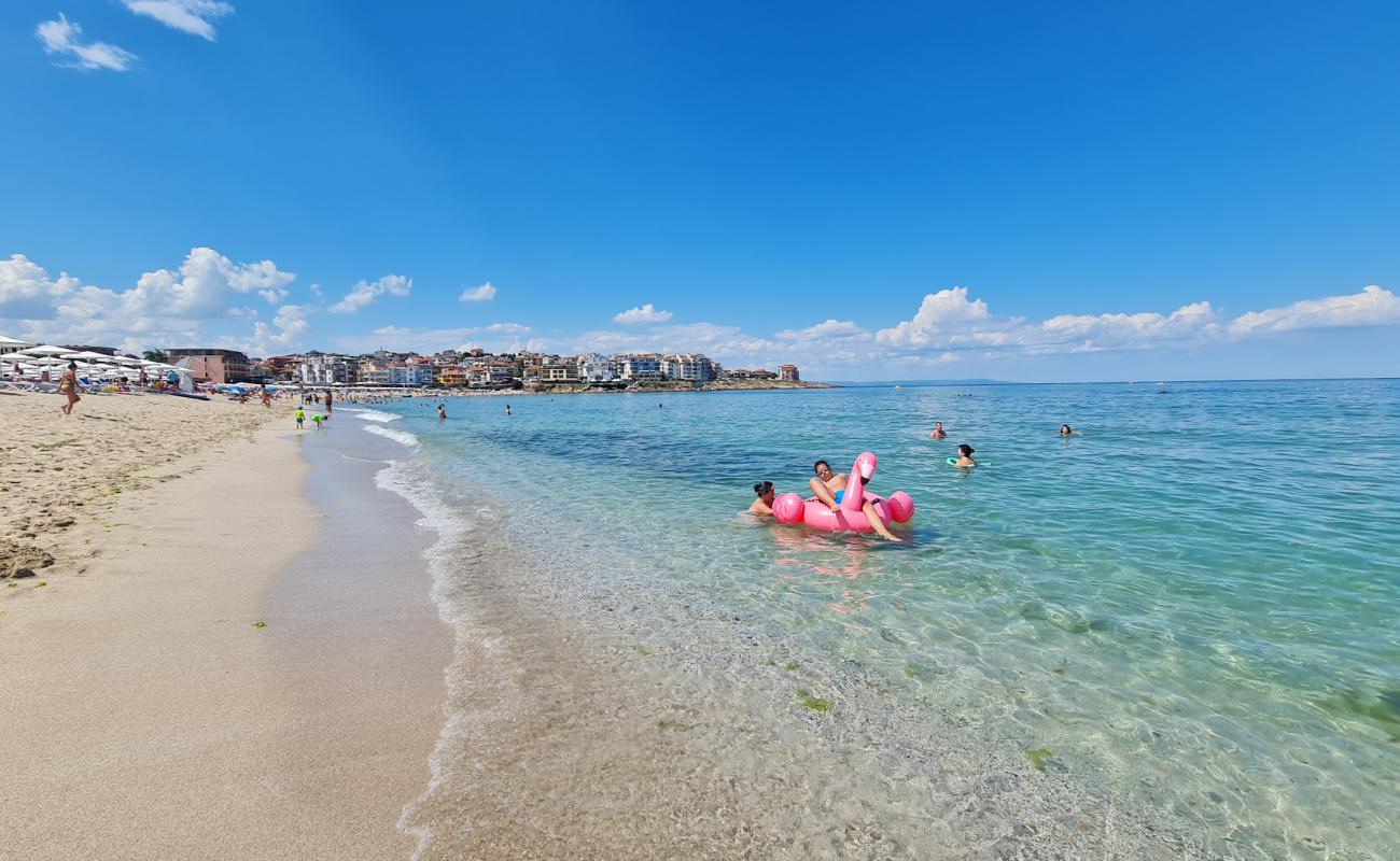 Harmanite beach'in fotoğrafı parlak kum yüzey ile