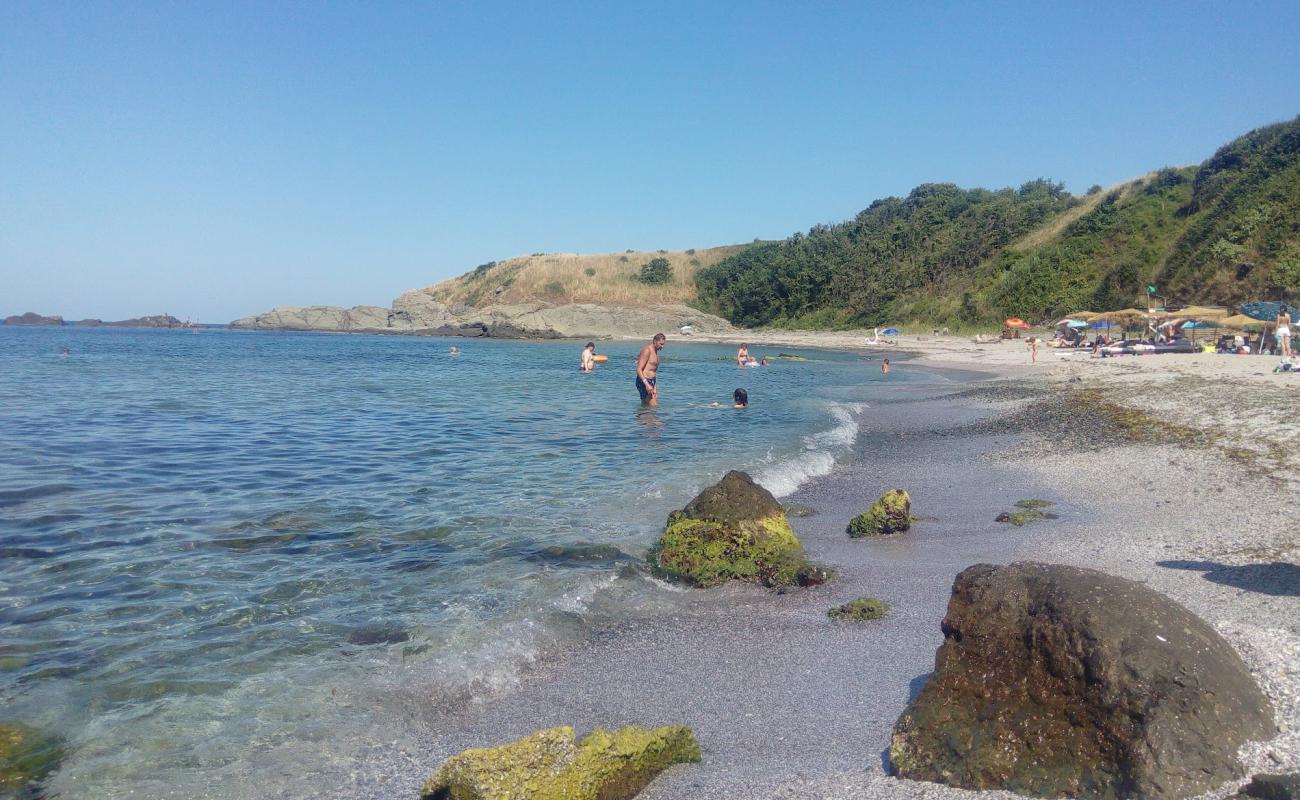 Severen beach'in fotoğrafı parlak kum yüzey ile