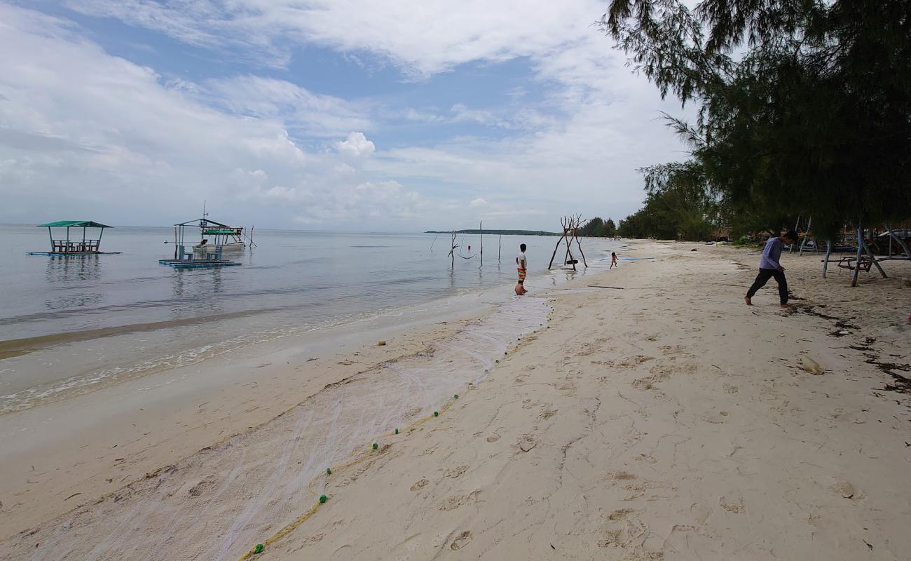 Sea Beach'in fotoğrafı açık bej kum yüzey ile