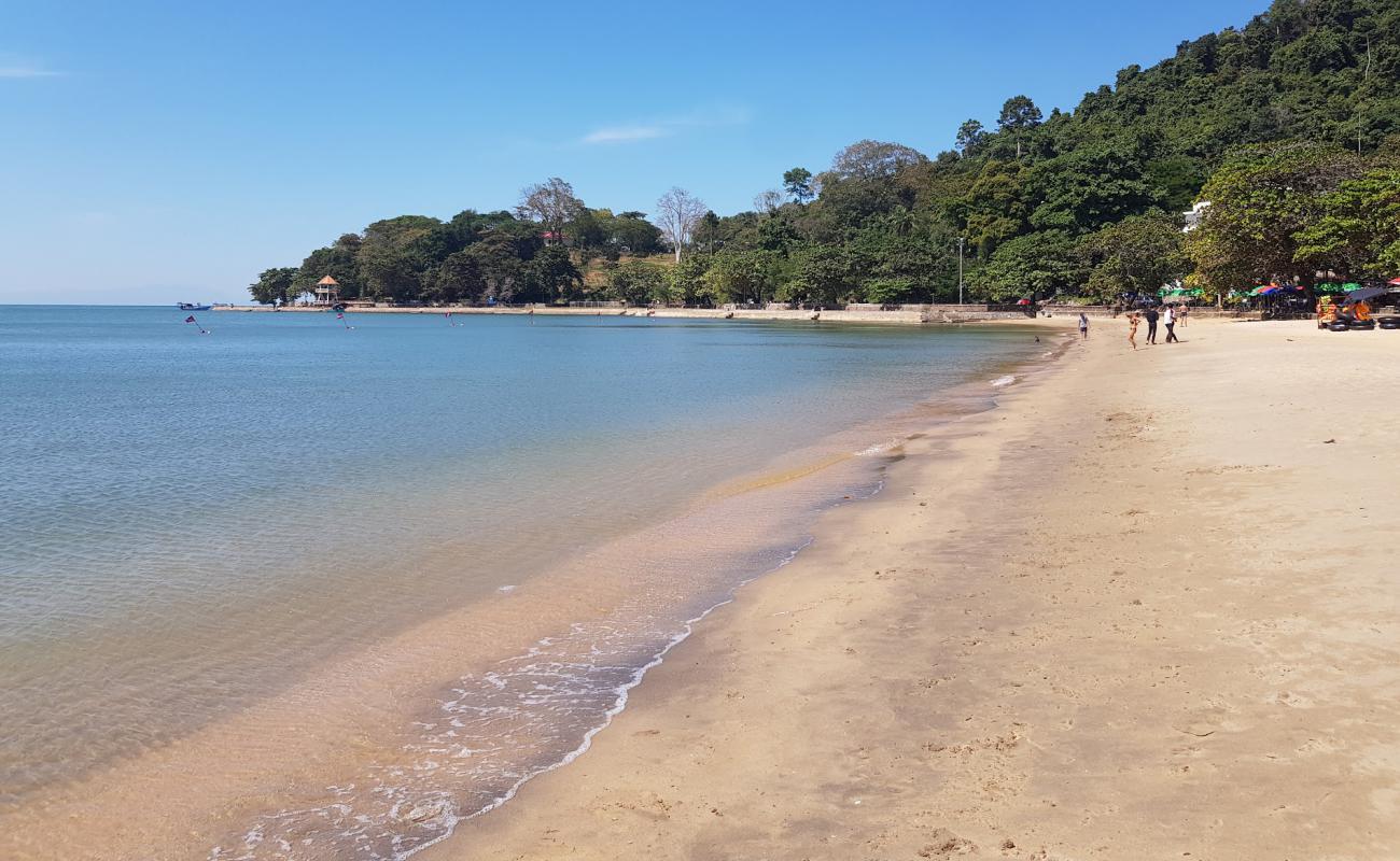 Kep Beach'in fotoğrafı parlak kum yüzey ile