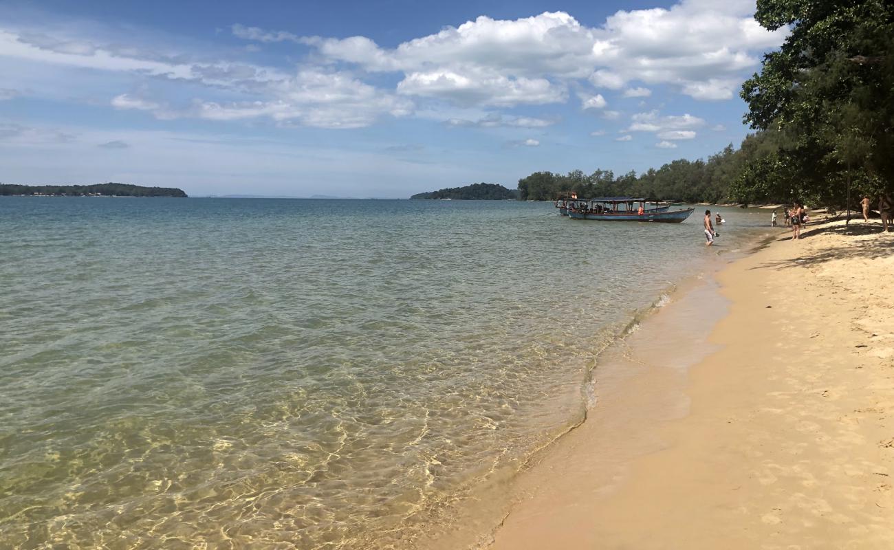 Koh Takiev Beach'in fotoğrafı parlak kum yüzey ile