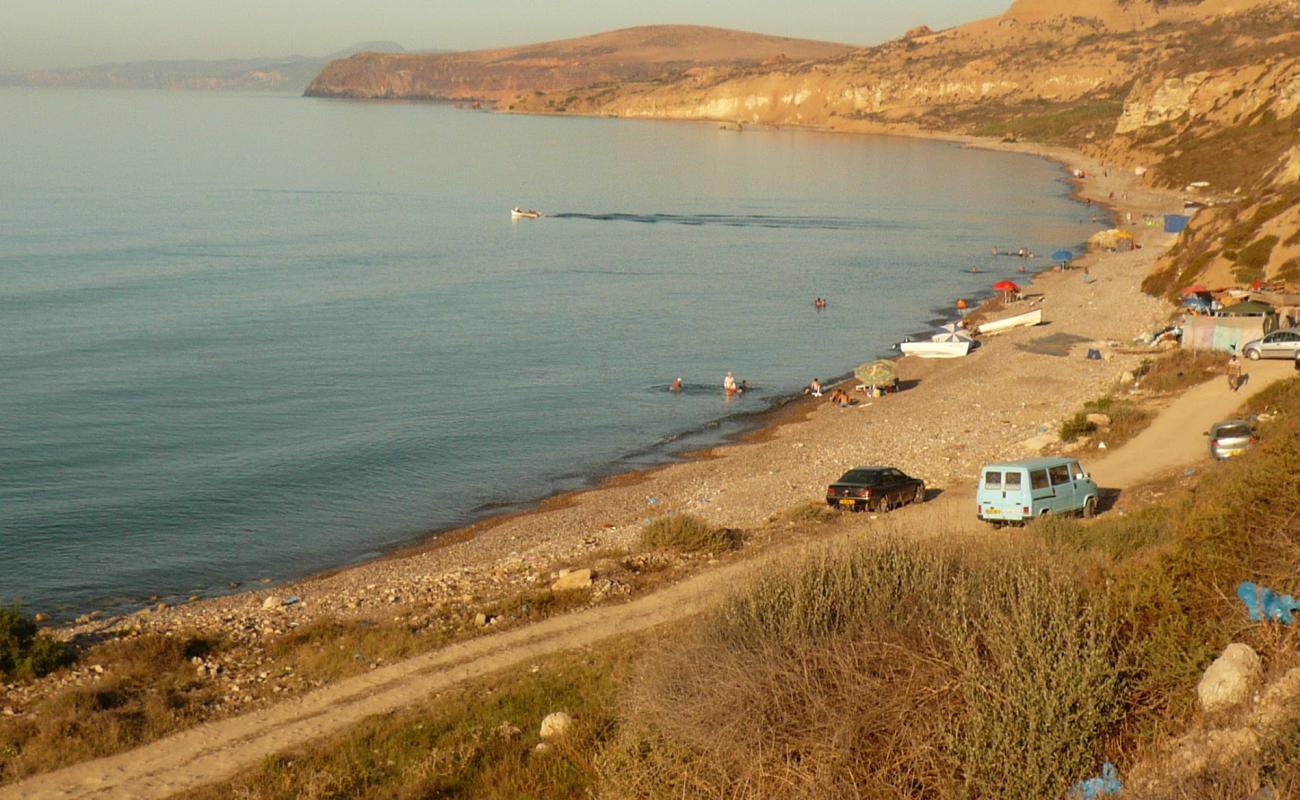 Plage Maarouf'in fotoğrafı parlak kum ve kayalar yüzey ile