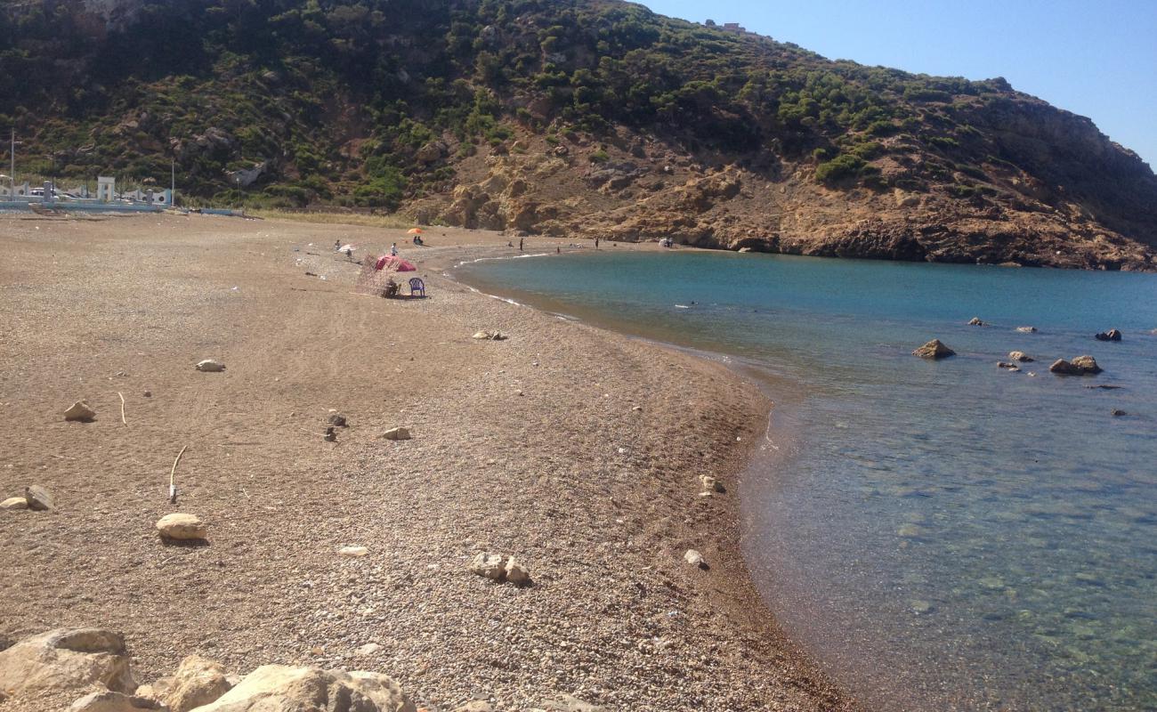 Plage Agla'in fotoğrafı bej çakıl yüzey ile
