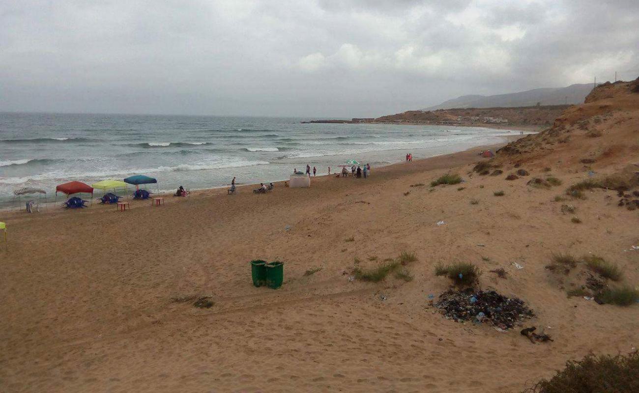 Cap Blanc Beach'in fotoğrafı açık bej kum yüzey ile