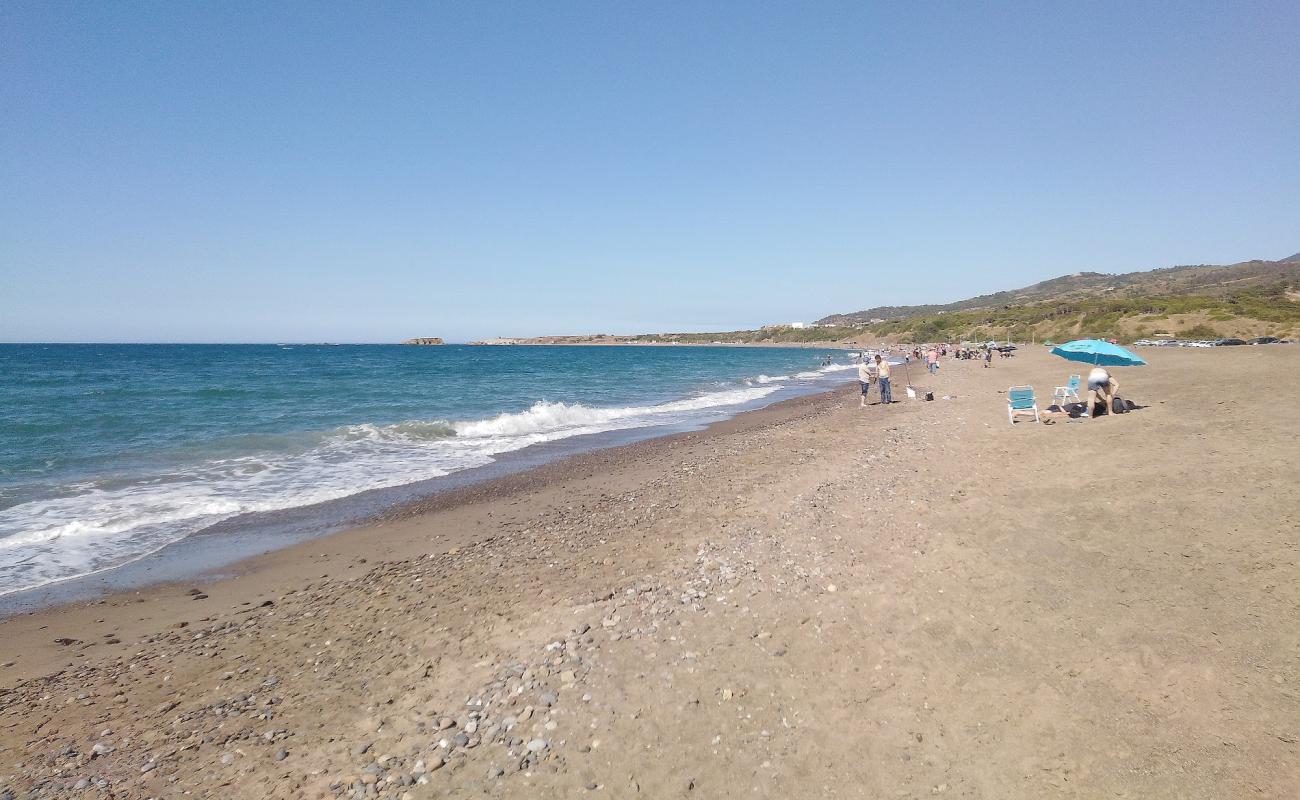 El Hamdania'in fotoğrafı çakıl ile kum yüzey ile