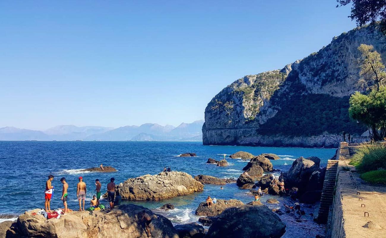 Les Aiguades'in fotoğrafı taşlar yüzey ile