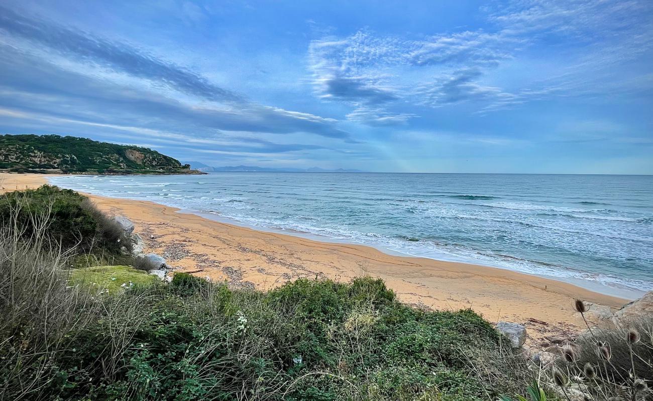 Taza Plage'in fotoğrafı taşlı kum yüzey ile