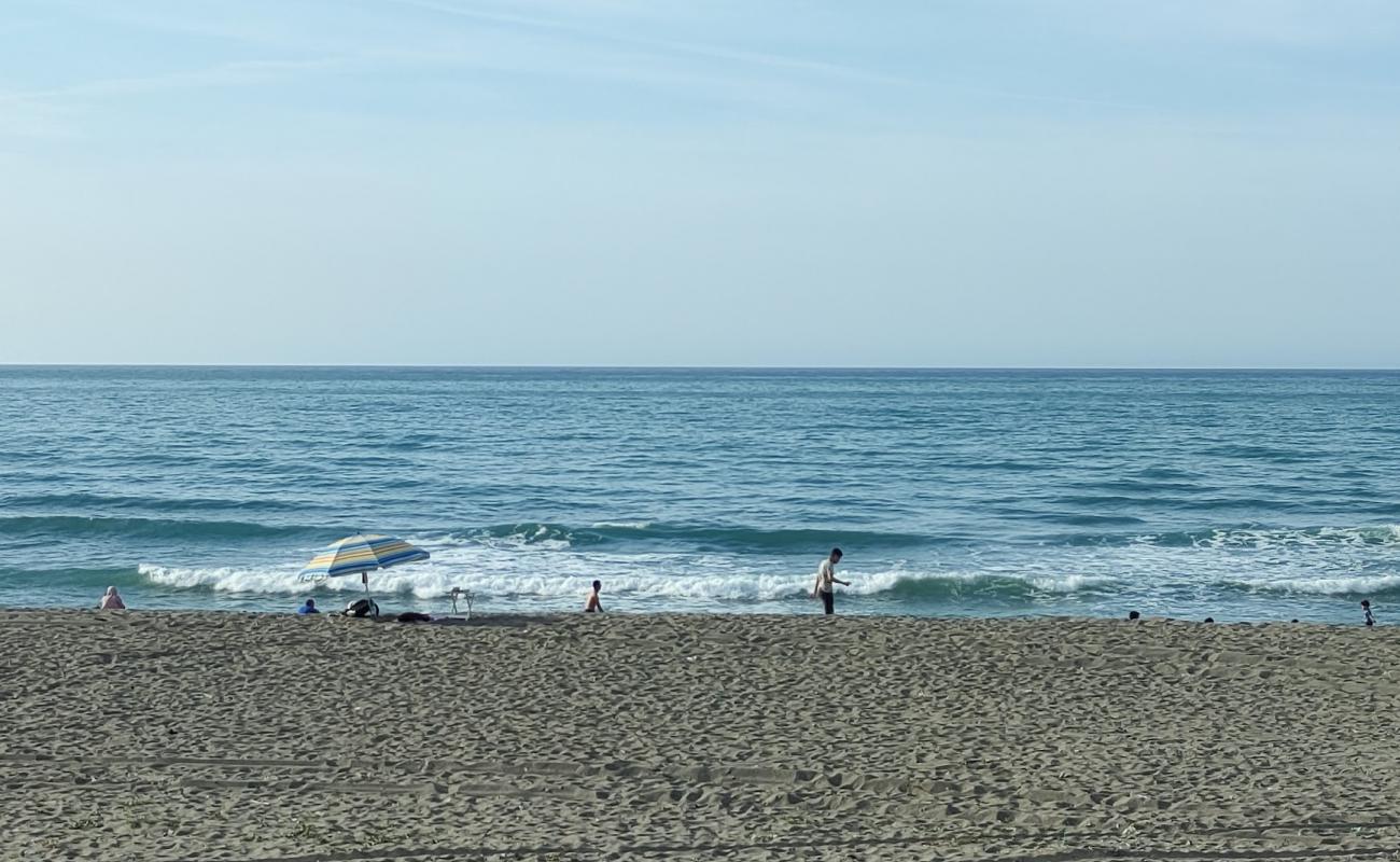 Plage Bazoul'in fotoğrafı parlak kum yüzey ile