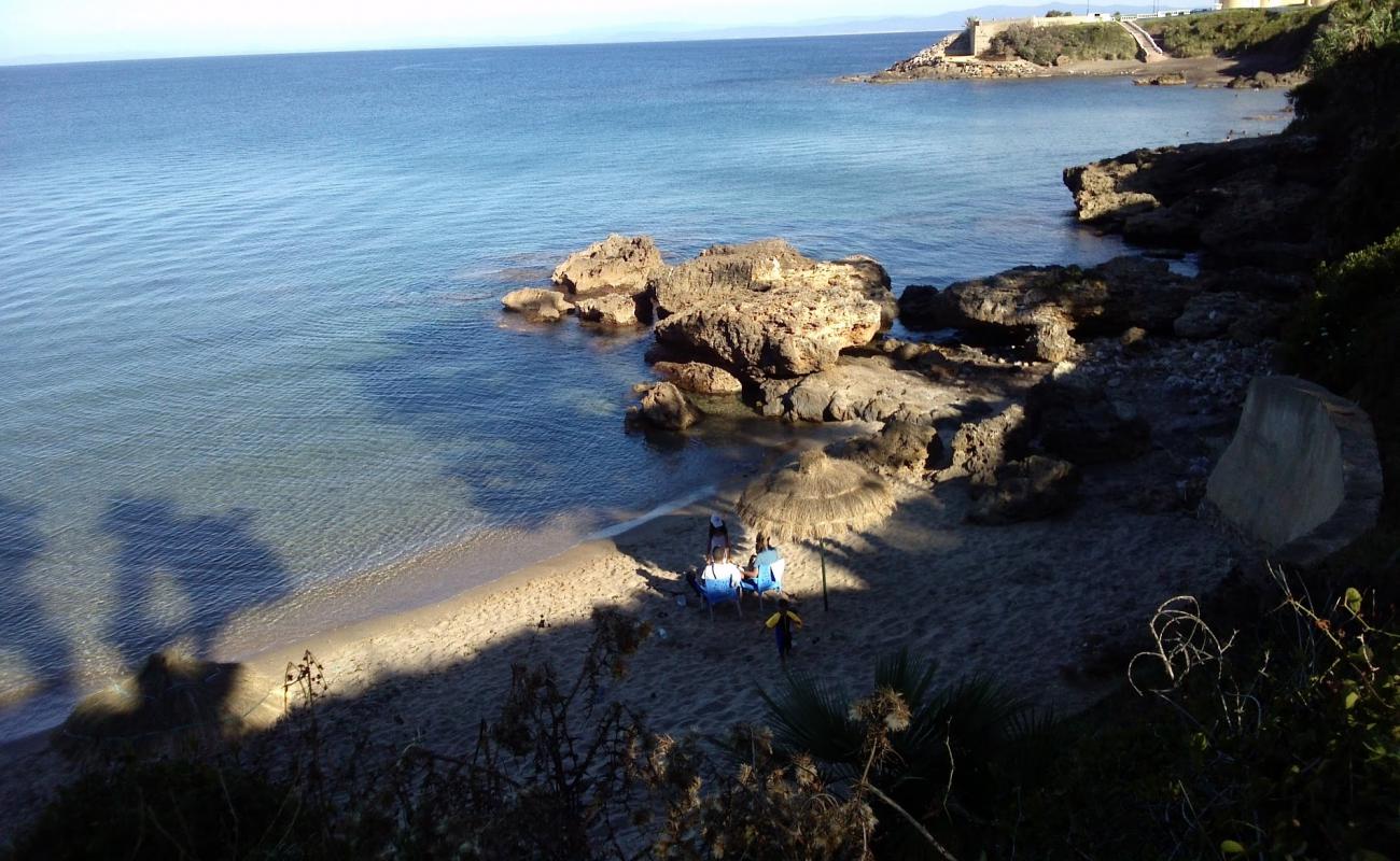 alshaty alskryLa Plage Militaire'in fotoğrafı parlak kum yüzey ile