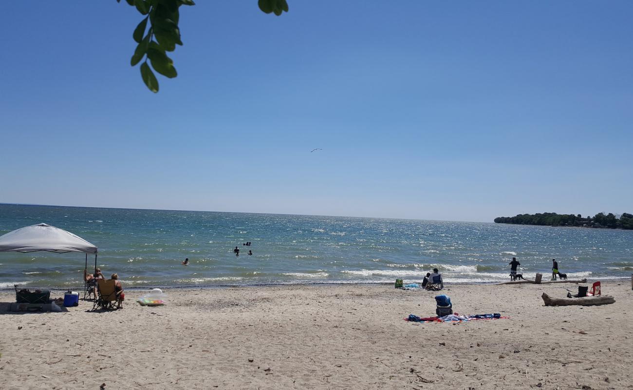 Port Maitland Public Beach'in fotoğrafı çakıl ile kum yüzey ile