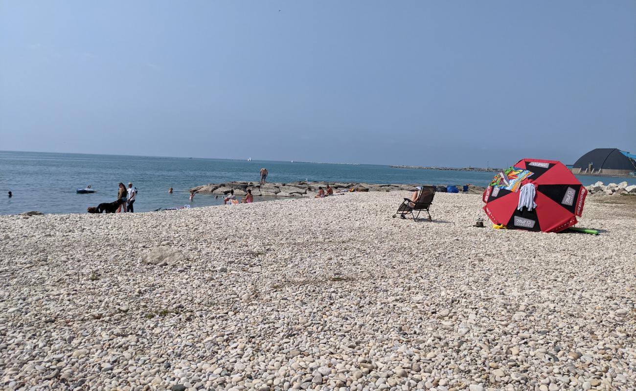 Goderich Main Beach'in fotoğrafı bej çakıl yüzey ile