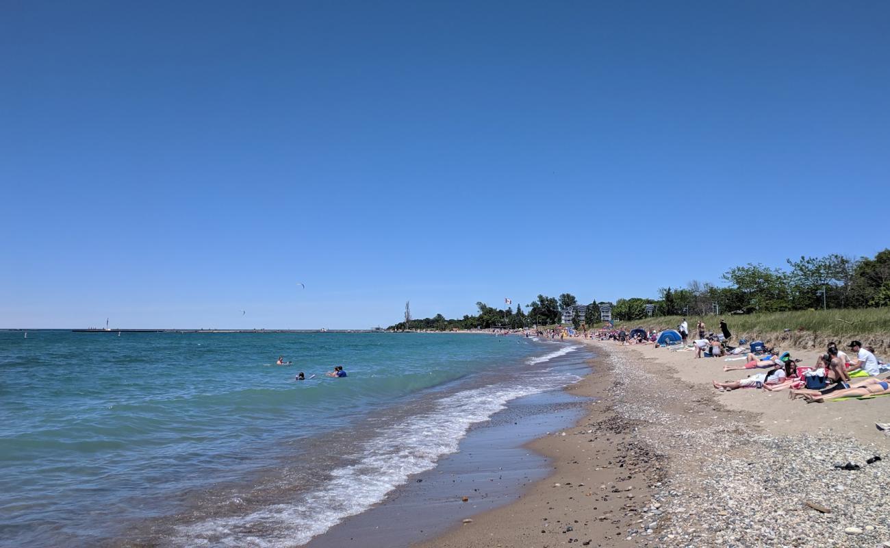 Station Beach'in fotoğrafı gri kum ve çakıllar yüzey ile