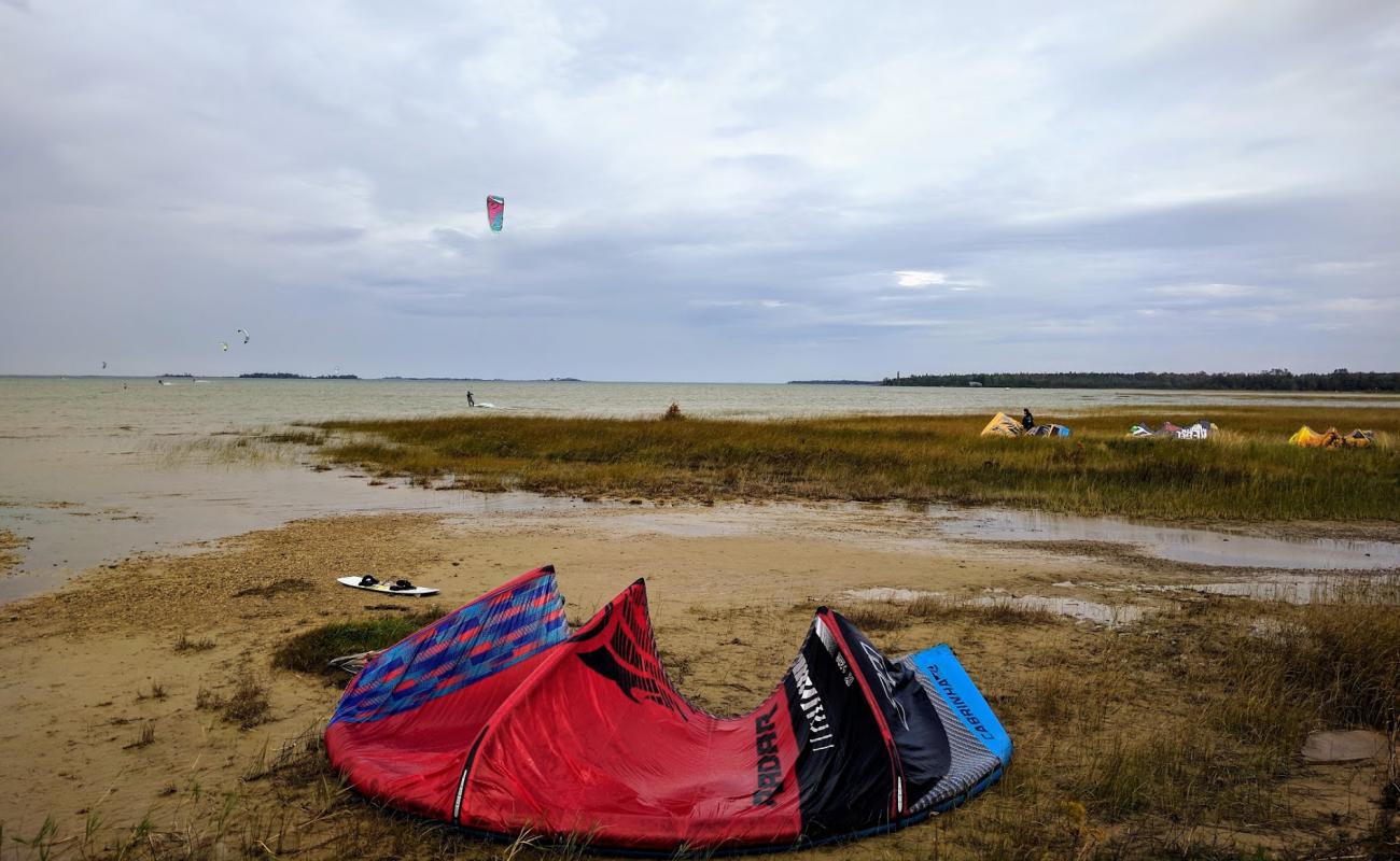 Oliphant Beach North'in fotoğrafı çim yüzey ile