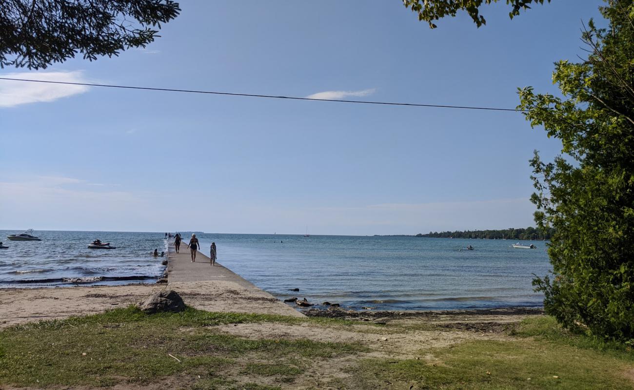 Red Bay Beach'in fotoğrafı parlak kum yüzey ile