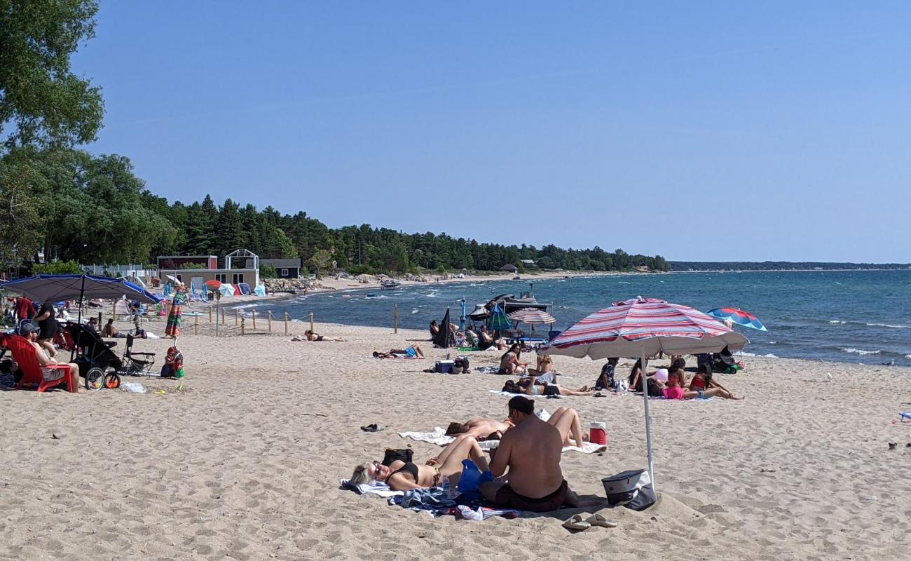 Balm Beach'in fotoğrafı parlak kum yüzey ile