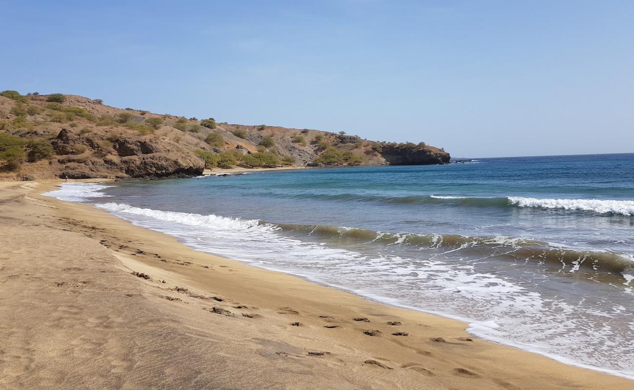 Praia de Sao Francisco'in fotoğrafı parlak kum yüzey ile