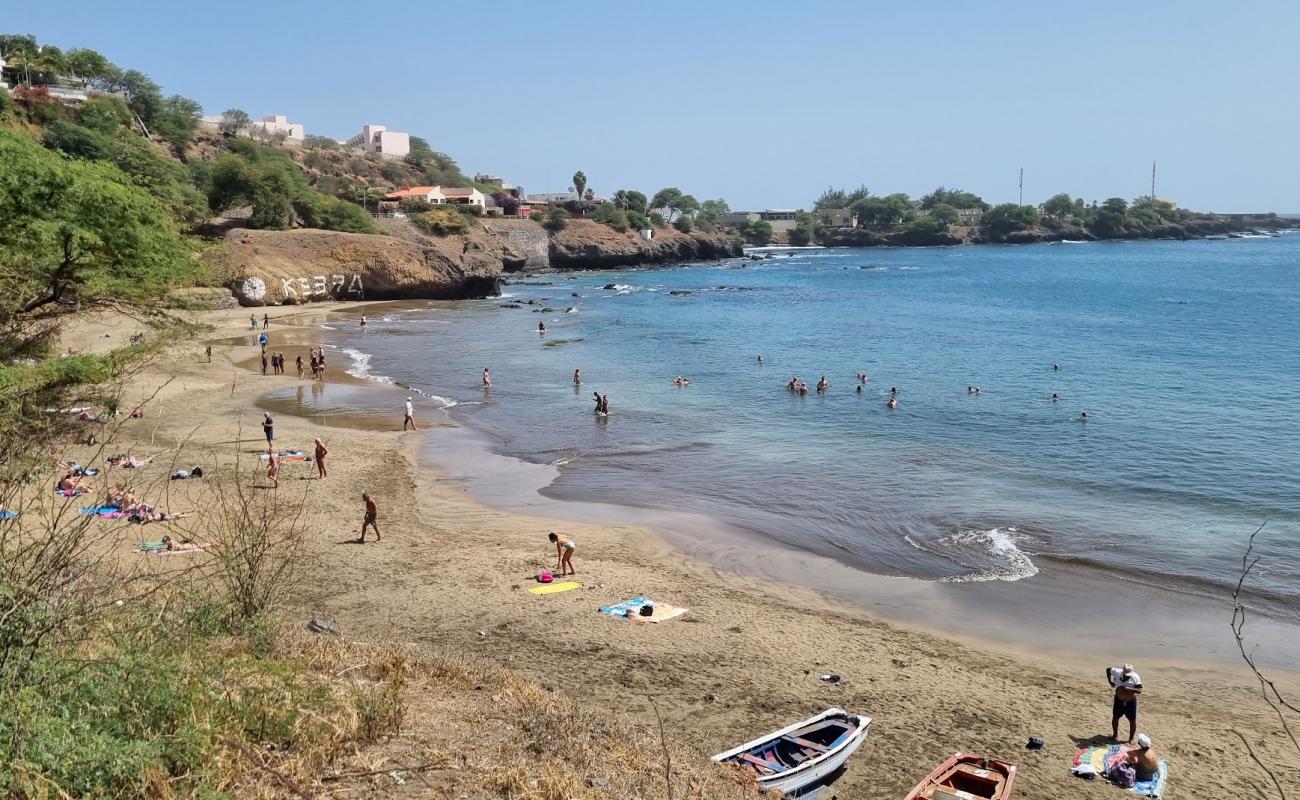 Quebra Canela'in fotoğrafı parlak kum yüzey ile