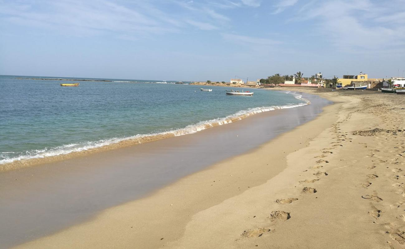 Calheta Beach'in fotoğrafı gri kum yüzey ile