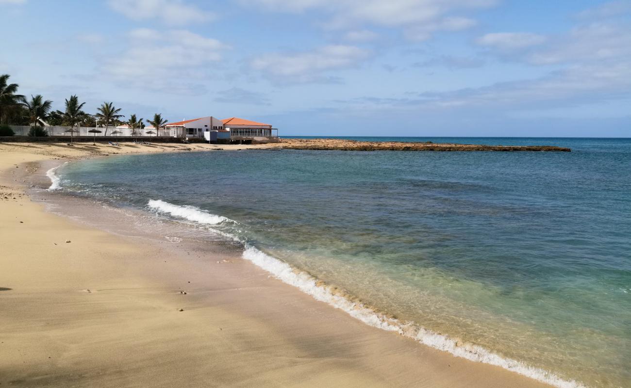 Playa de murdeira'in fotoğrafı parlak kum yüzey ile