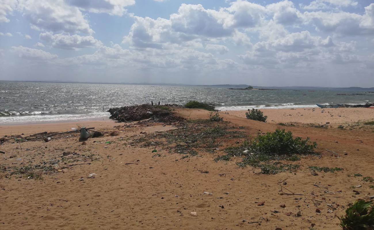 Sampur Beach'in fotoğrafı açık bej kum yüzey ile