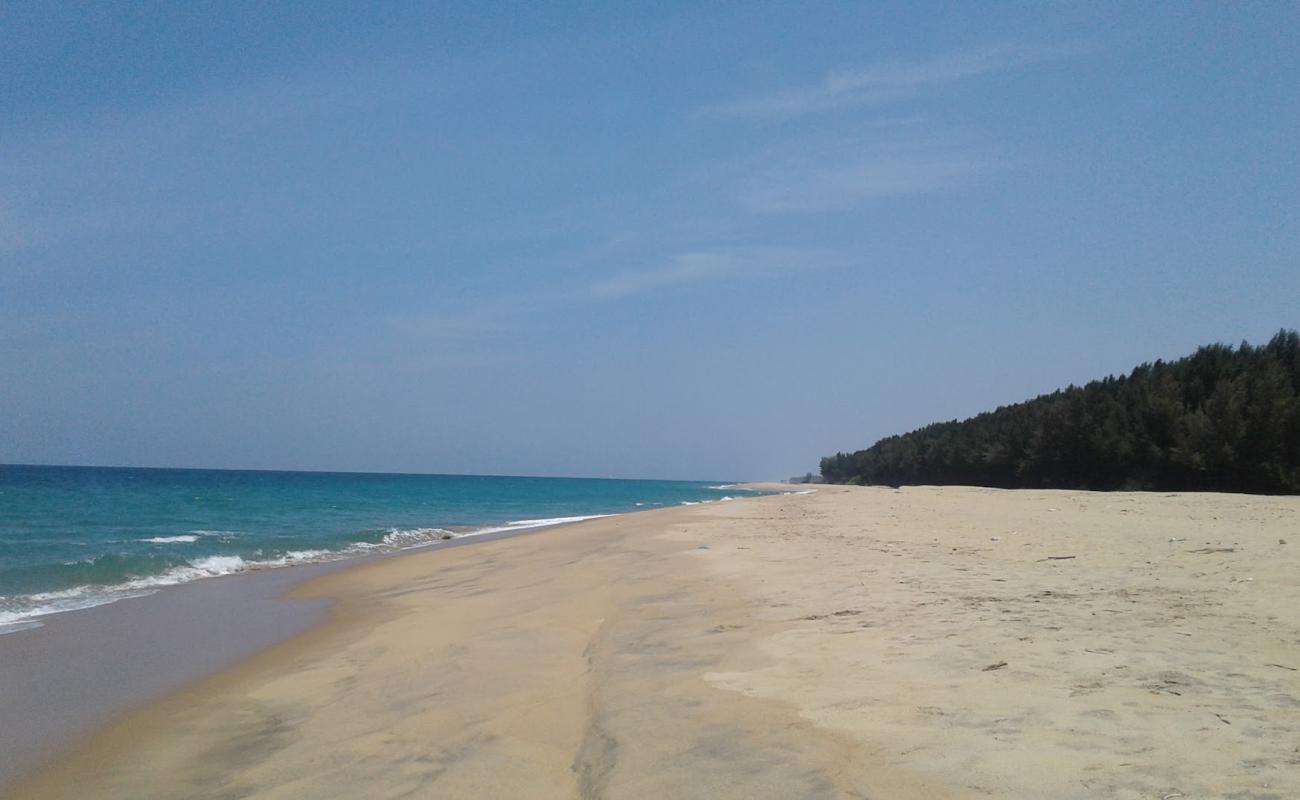 Thalankudah Beach'in fotoğrafı açık bej kum yüzey ile