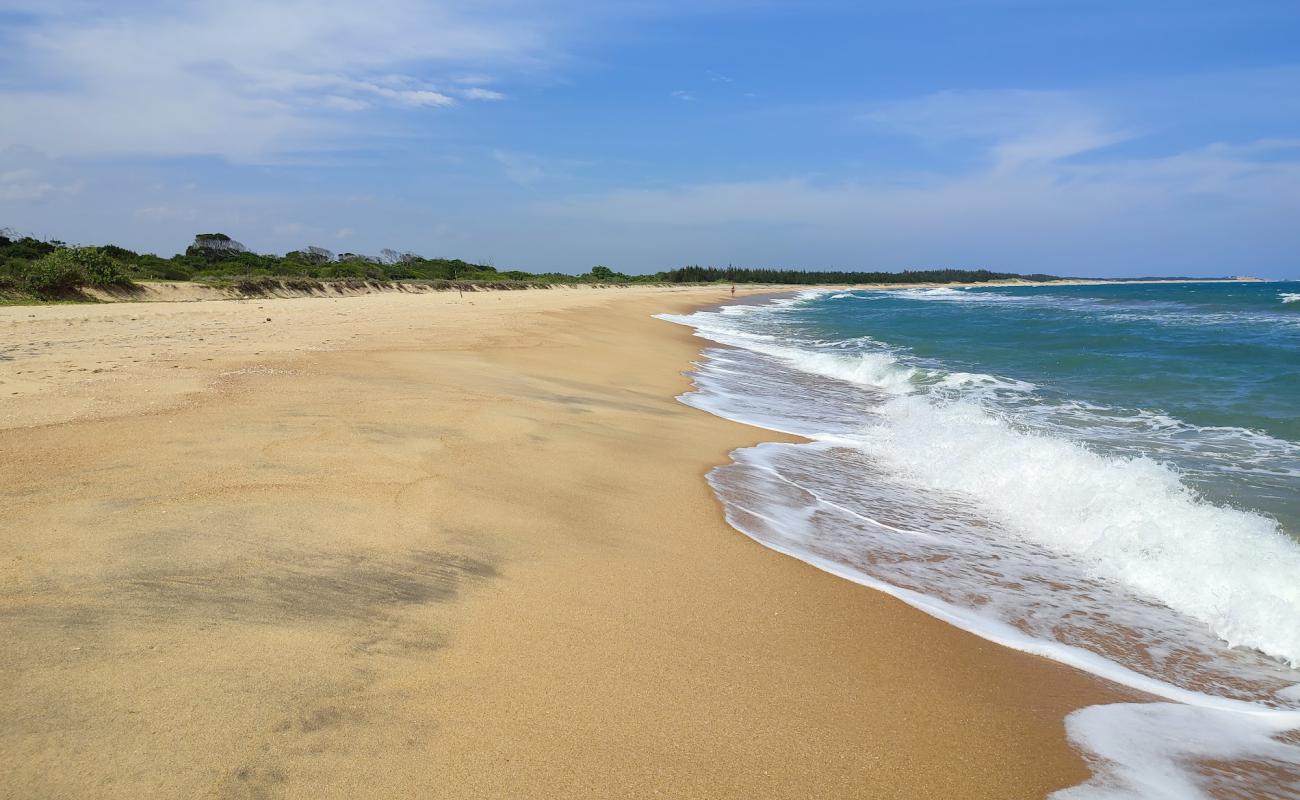 Sangaman Kandy Beach'in fotoğrafı açık bej kum yüzey ile