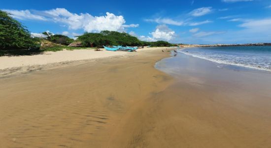 Kirinda Beach