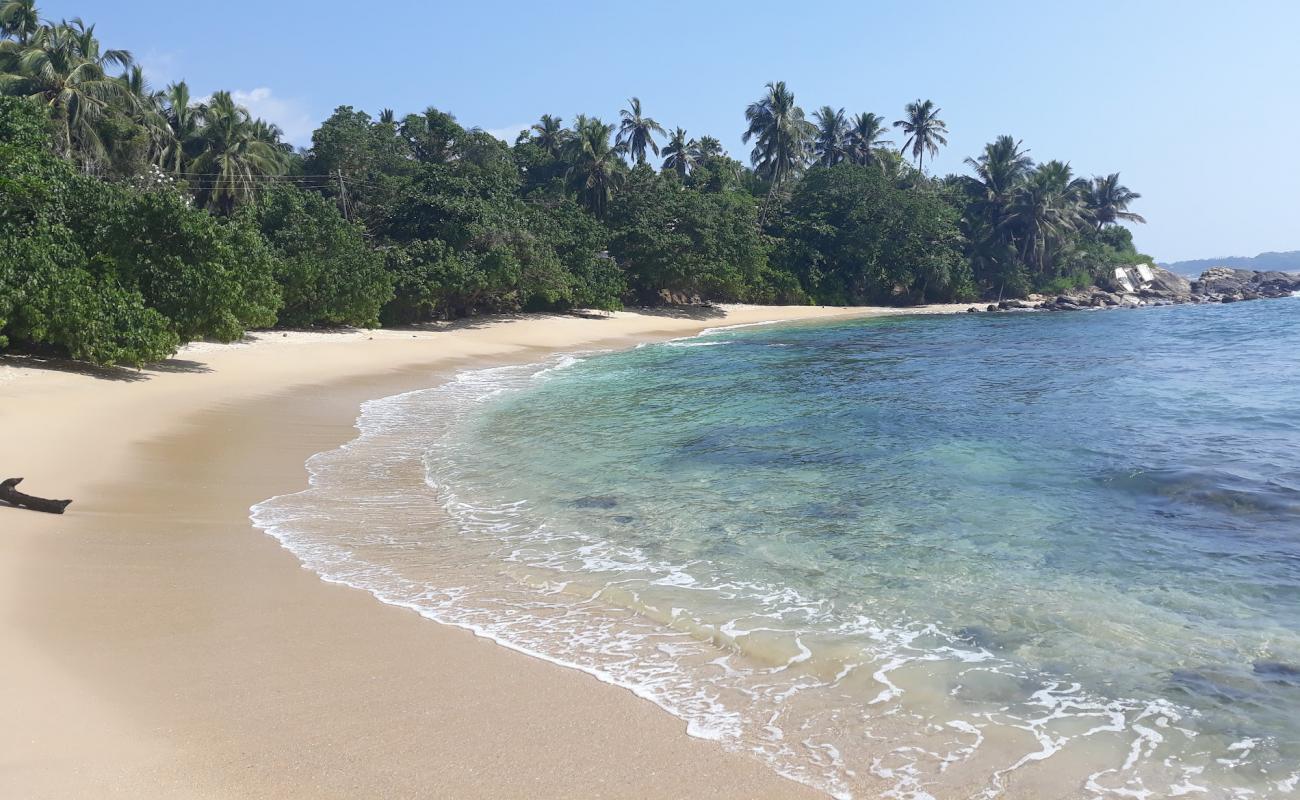 Serene Hotel Beach'in fotoğrafı açık bej kum yüzey ile