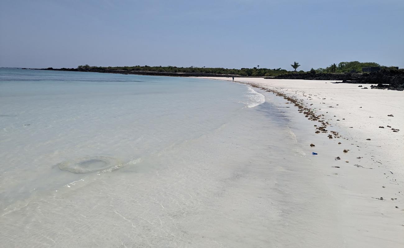 Sada Beach'in fotoğrafı beyaz kum yüzey ile