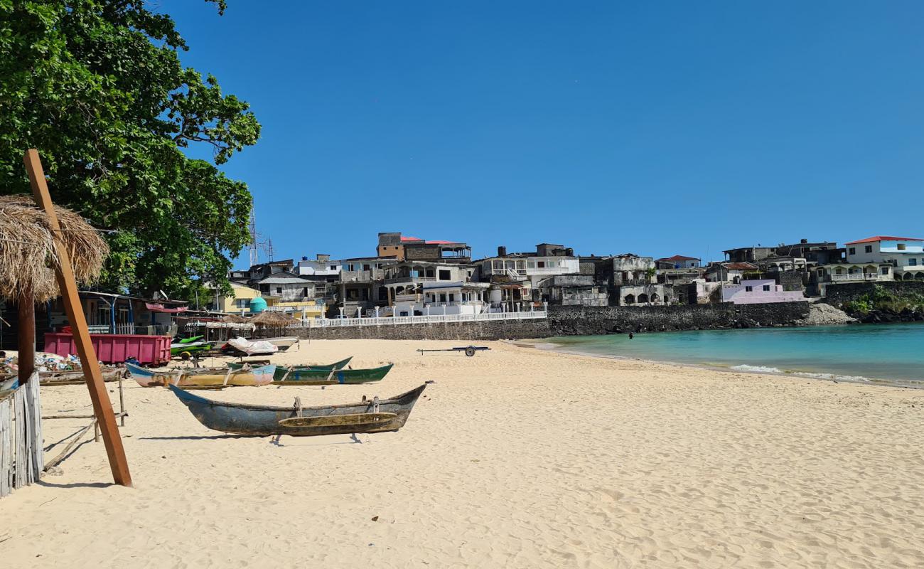 Plage Itsandra'in fotoğrafı açık bej kum yüzey ile
