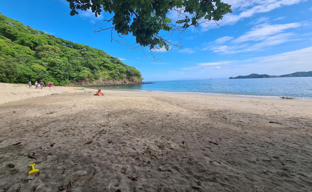Calzon de Pobre beach'in fotoğrafı açık bej kum yüzey ile