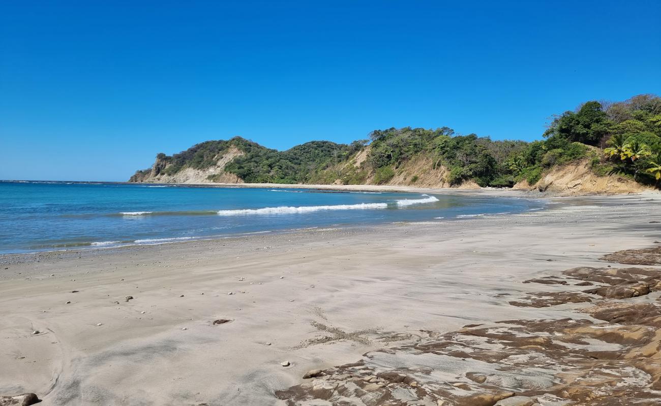 Playa Barco Quebrado'in fotoğrafı parlak kum ve kayalar yüzey ile