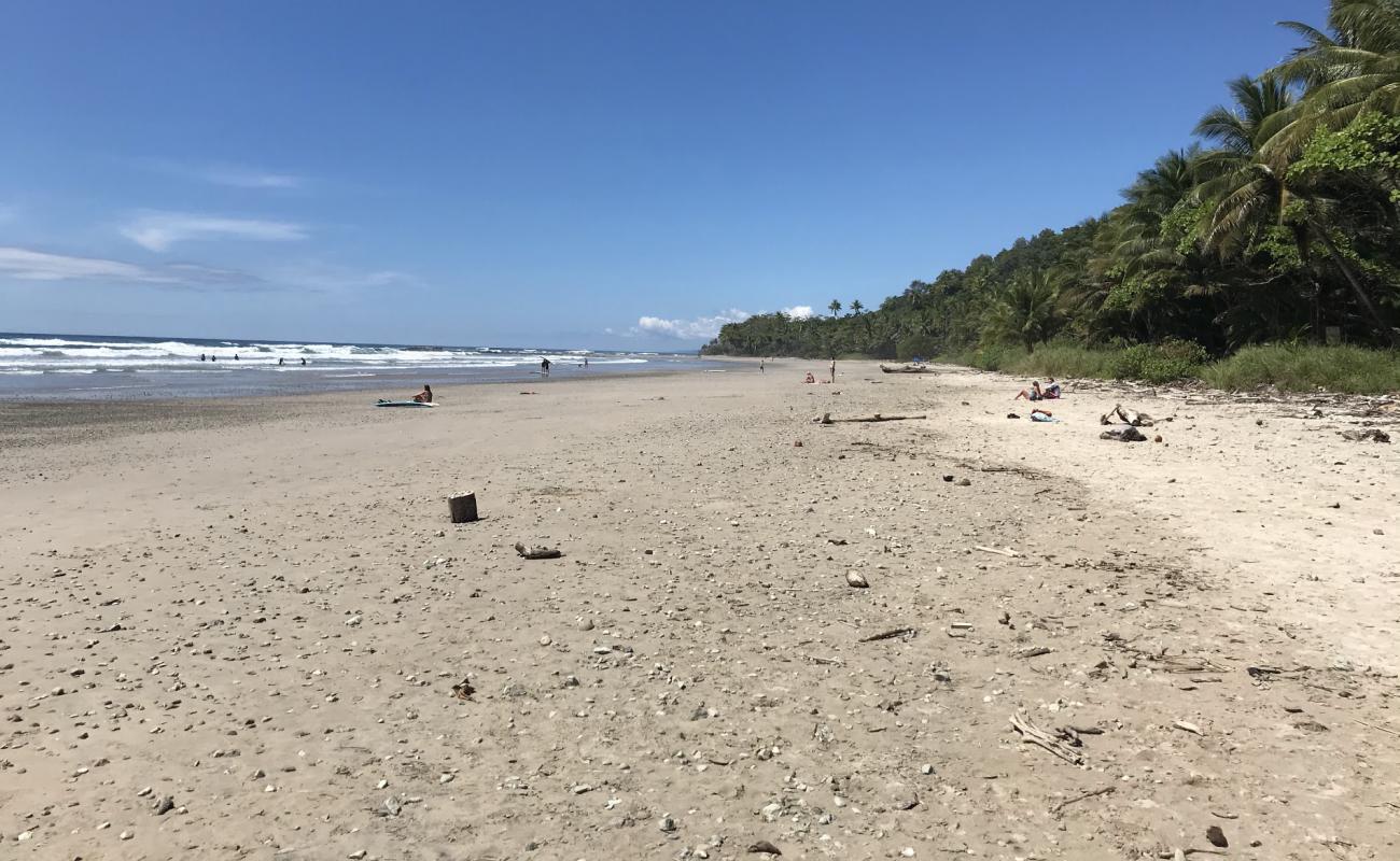Playa Hermosa'in fotoğrafı bej kum ve çakıl yüzey ile