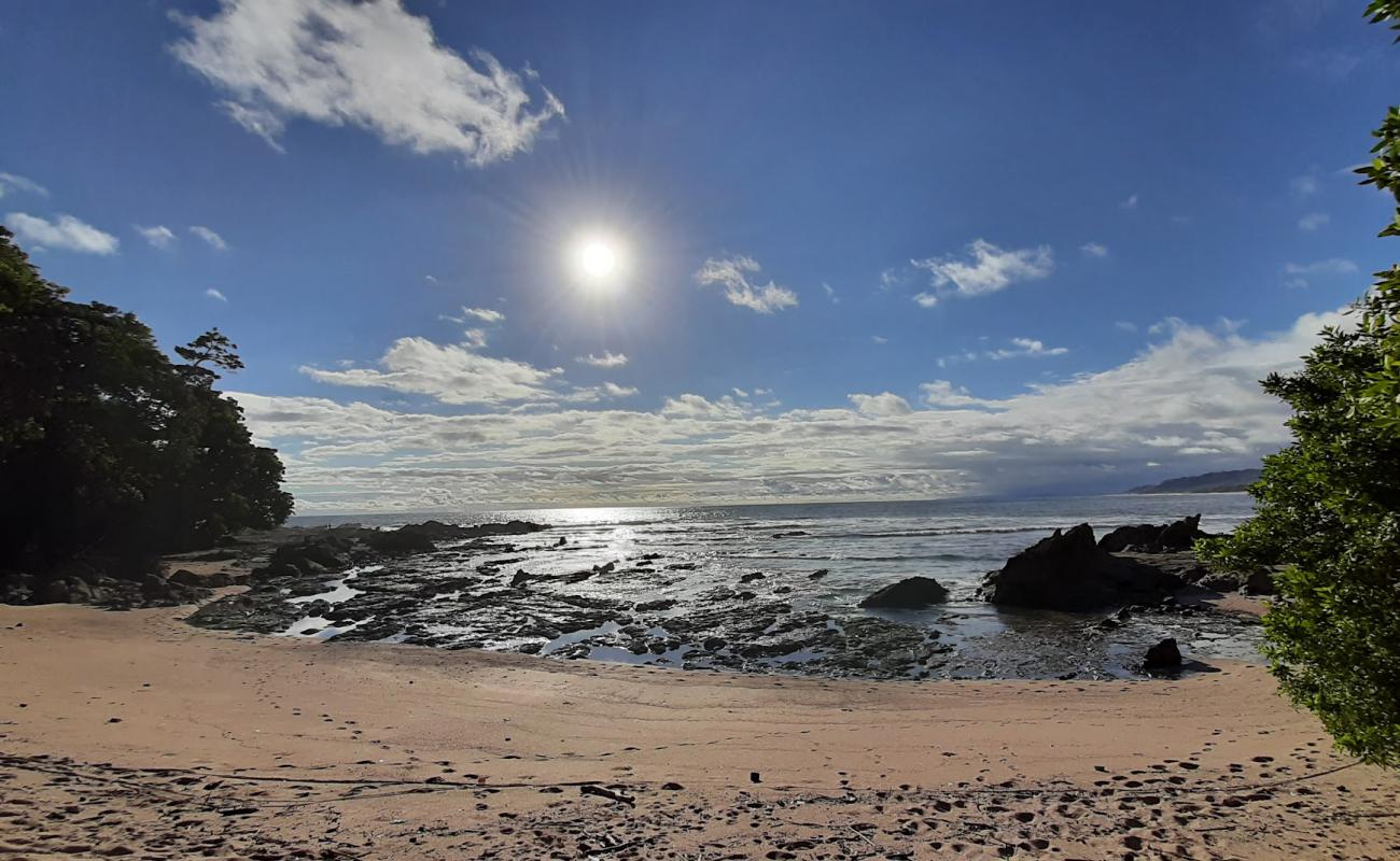 Playa Mar Azul'in fotoğrafı parlak kum ve kayalar yüzey ile