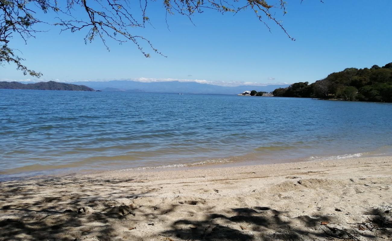 Playa Naranjo'in fotoğrafı hafif ince çakıl taş yüzey ile