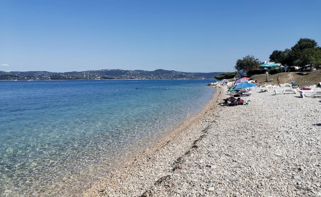 Kanegra beach III'in fotoğrafı hafif çakıl yüzey ile