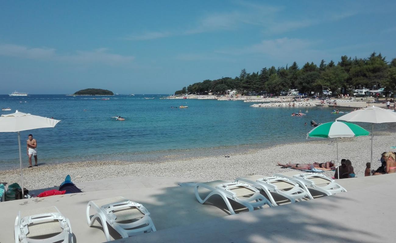 Valkanela beach'in fotoğrafı hafif ince çakıl taş yüzey ile