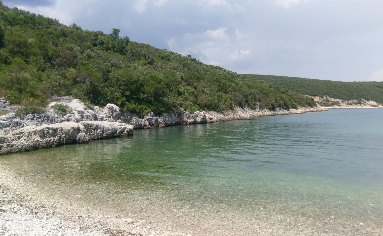 Lozina beach'in fotoğrafı kayalık arazi yüzey ile