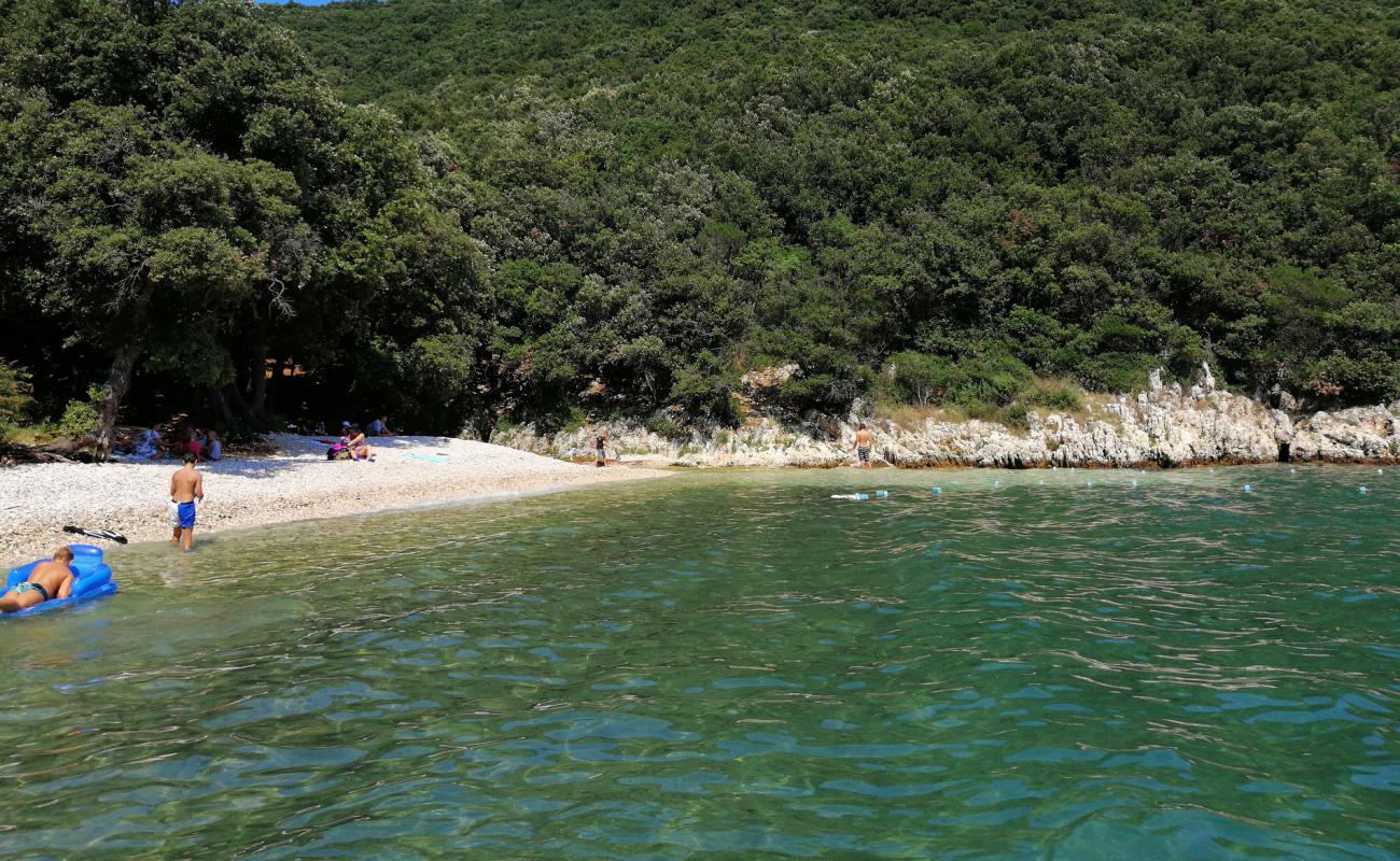 Remac beach'in fotoğrafı hafif çakıl yüzey ile