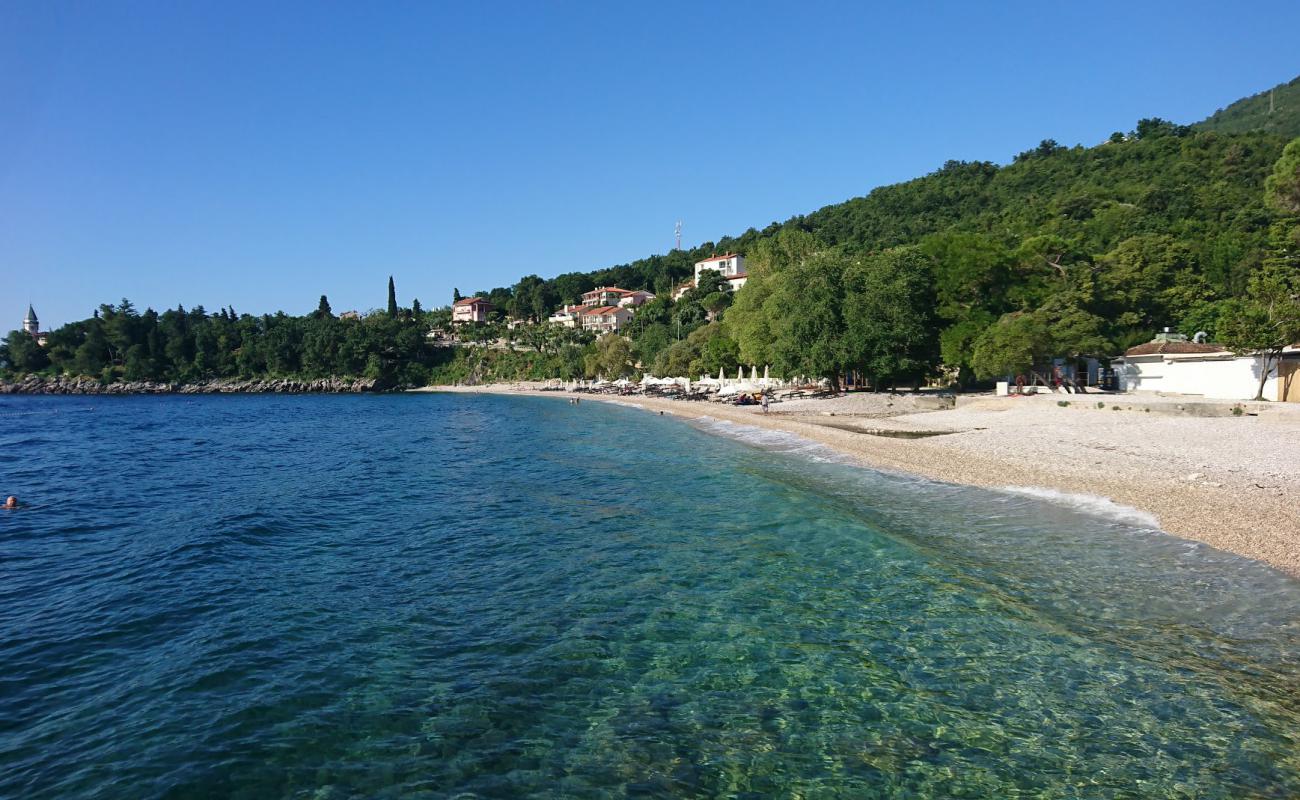 Medveja Plajı'in fotoğrafı hafif çakıl yüzey ile