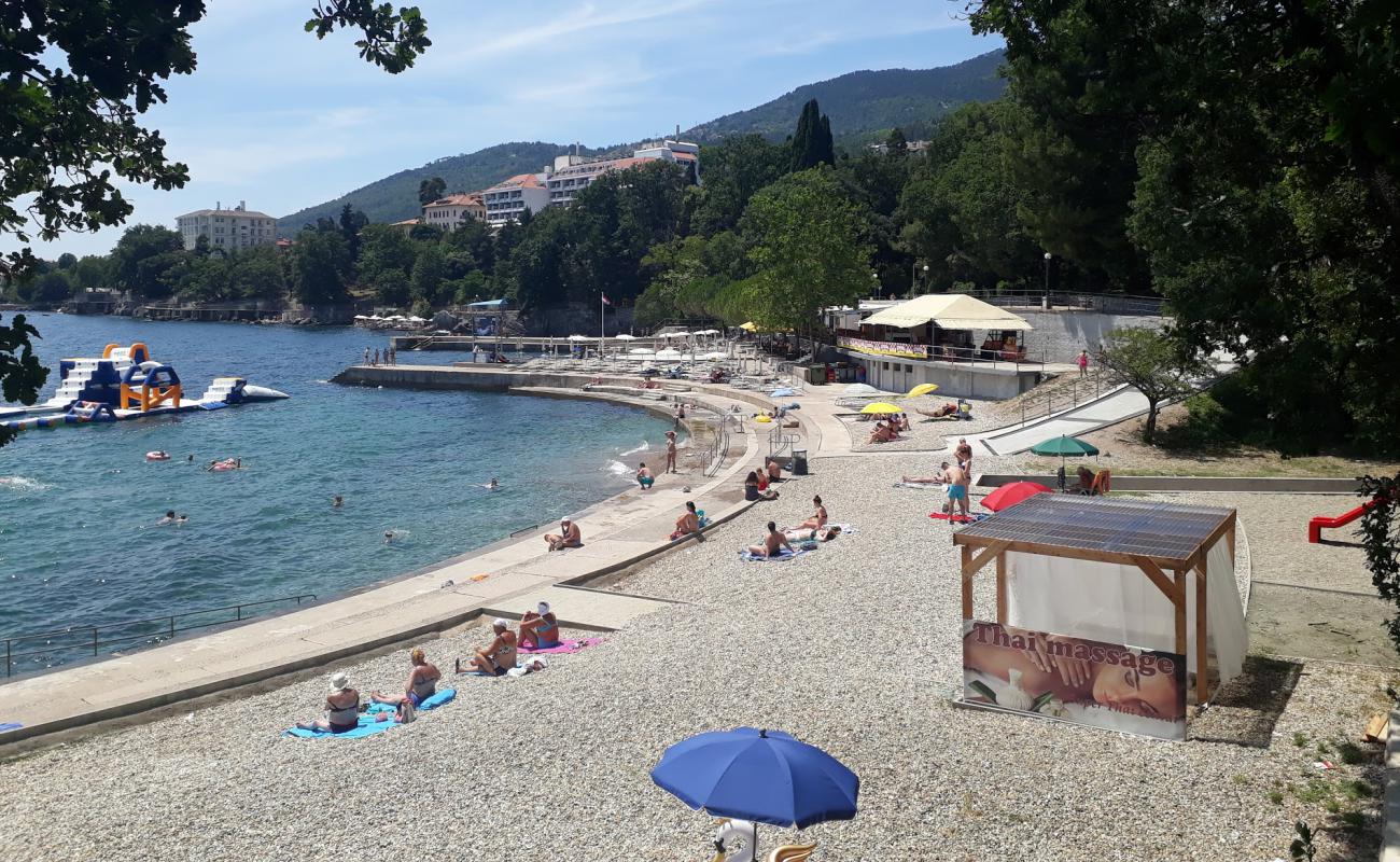 Kvarner beach'in fotoğrafı beton kapak yüzey ile