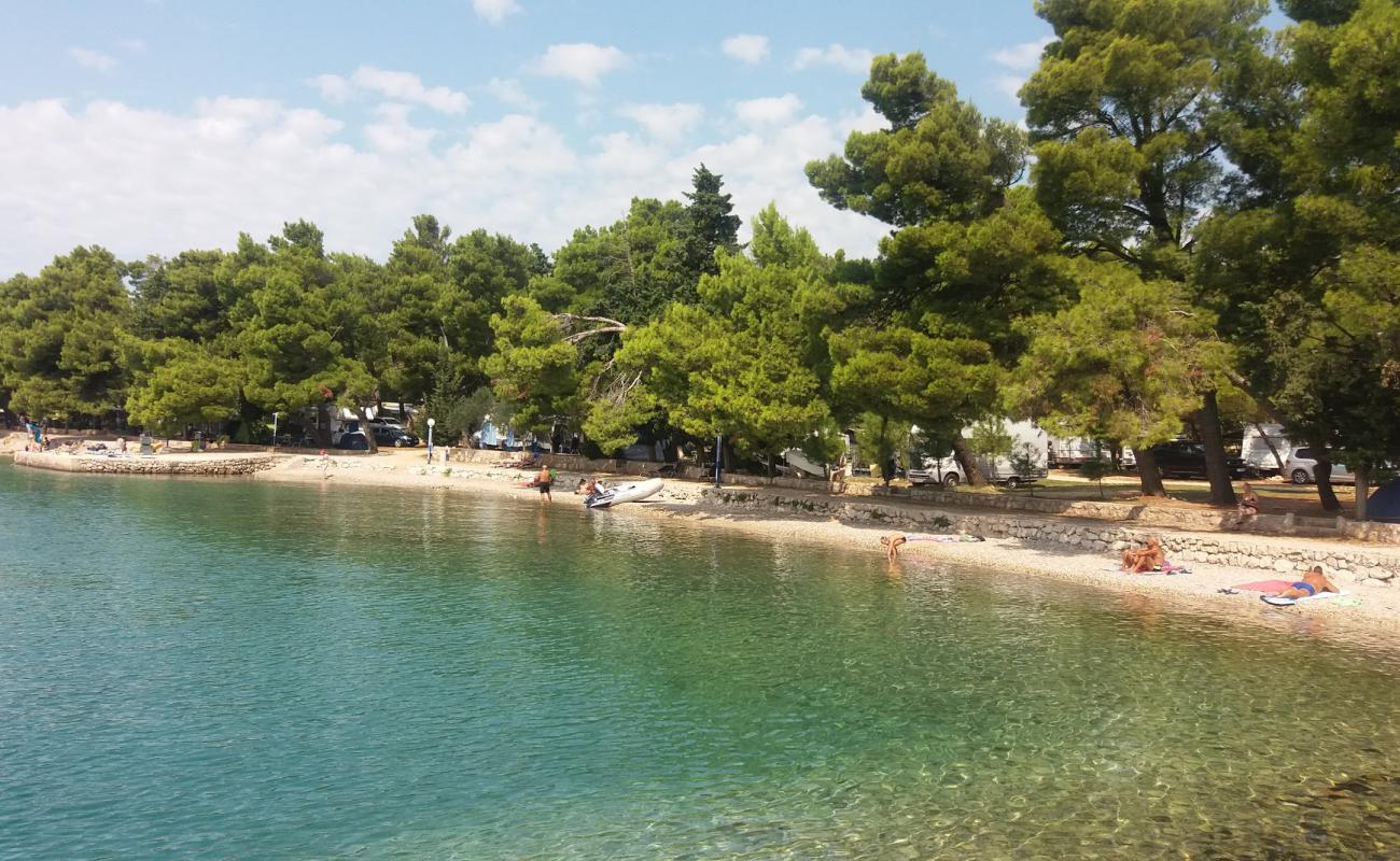 Sibuljina beach'in fotoğrafı kayalık arazi yüzey ile