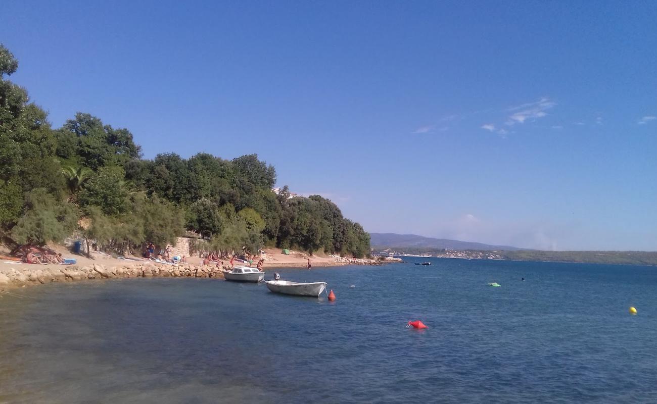 Posedarje beach II'in fotoğrafı hafif çakıl yüzey ile