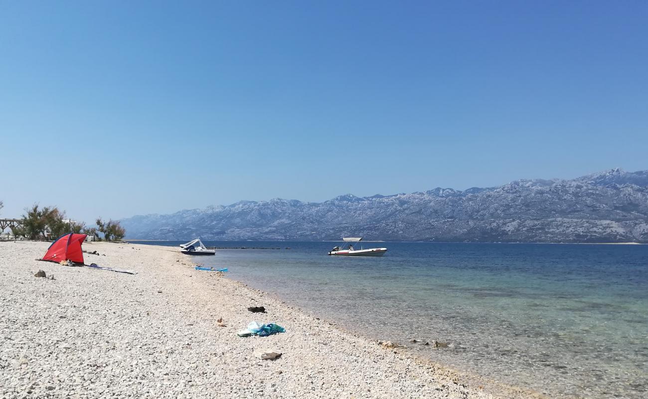 Plaza Razanac'in fotoğrafı hafif çakıl yüzey ile