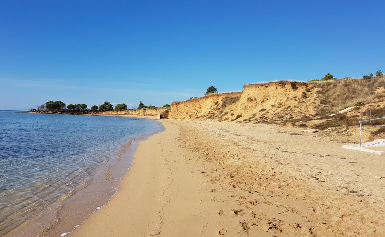 Bilotinjak beach'in fotoğrafı parlak ince kum yüzey ile